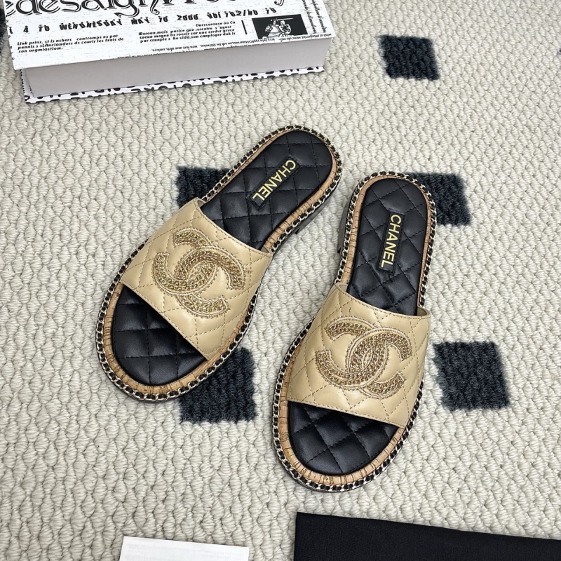 Ch**el slippers